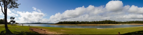 Tinaroo lake- Australia