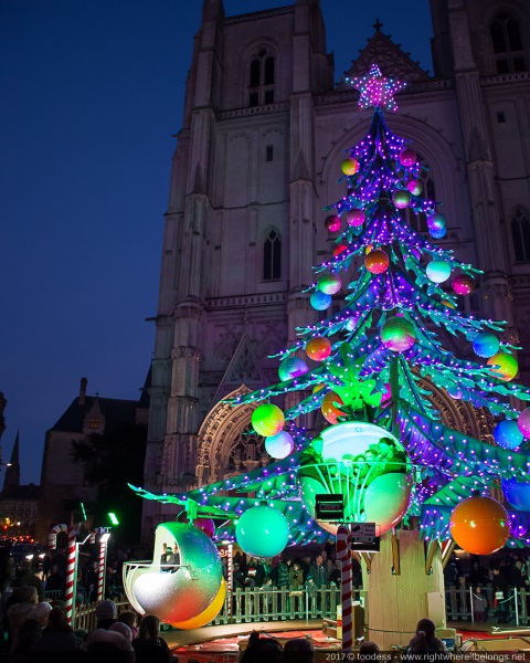 Riding the Christmas Tree - Nantes
