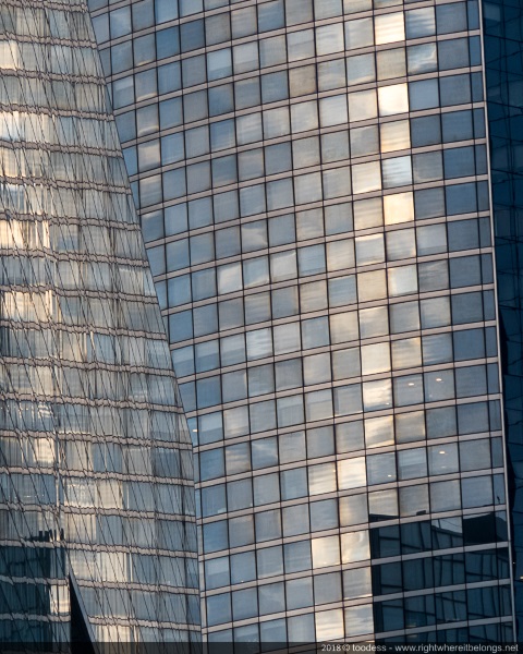 Squares, lines, curves and reflections - Paris la Défense